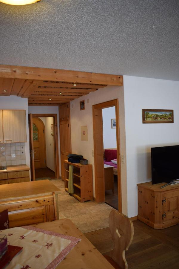 B&B Stiffler-Huus Davos Exterior photo