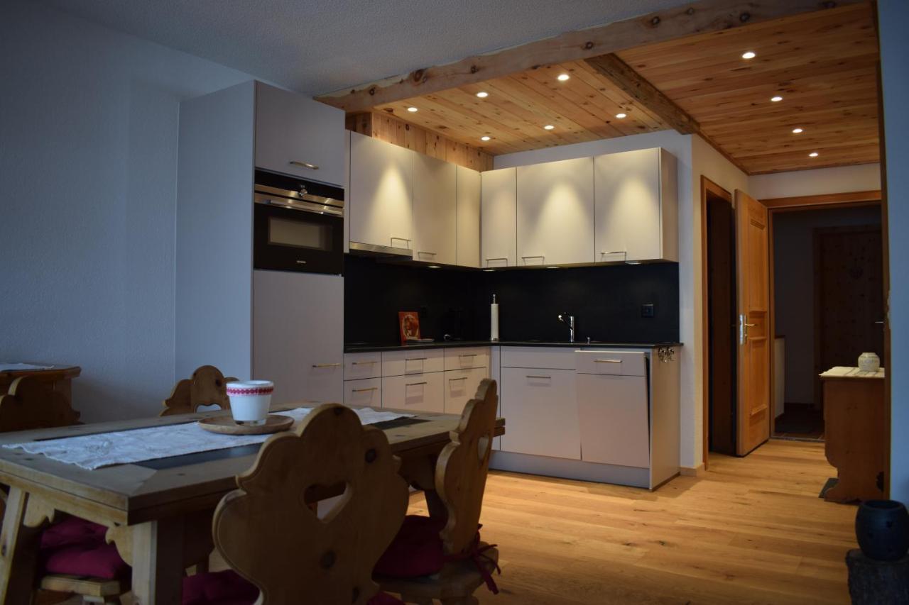 B&B Stiffler-Huus Davos Exterior photo