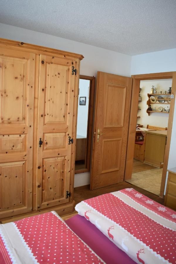 B&B Stiffler-Huus Davos Exterior photo