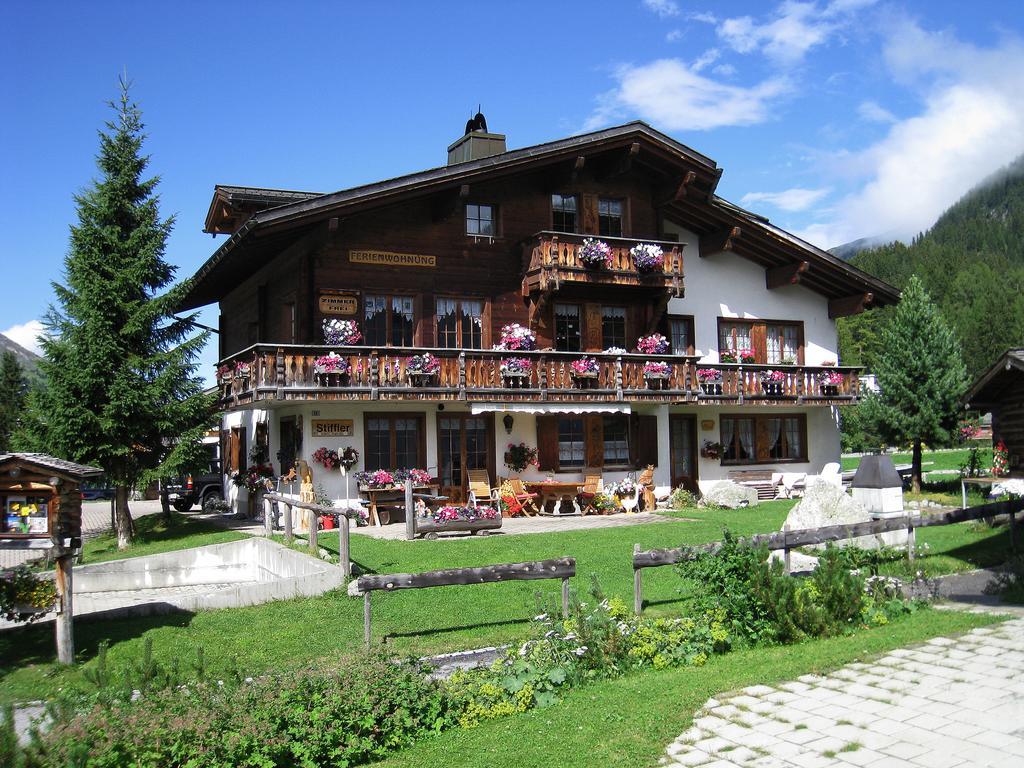 B&B Stiffler-Huus Davos Exterior photo