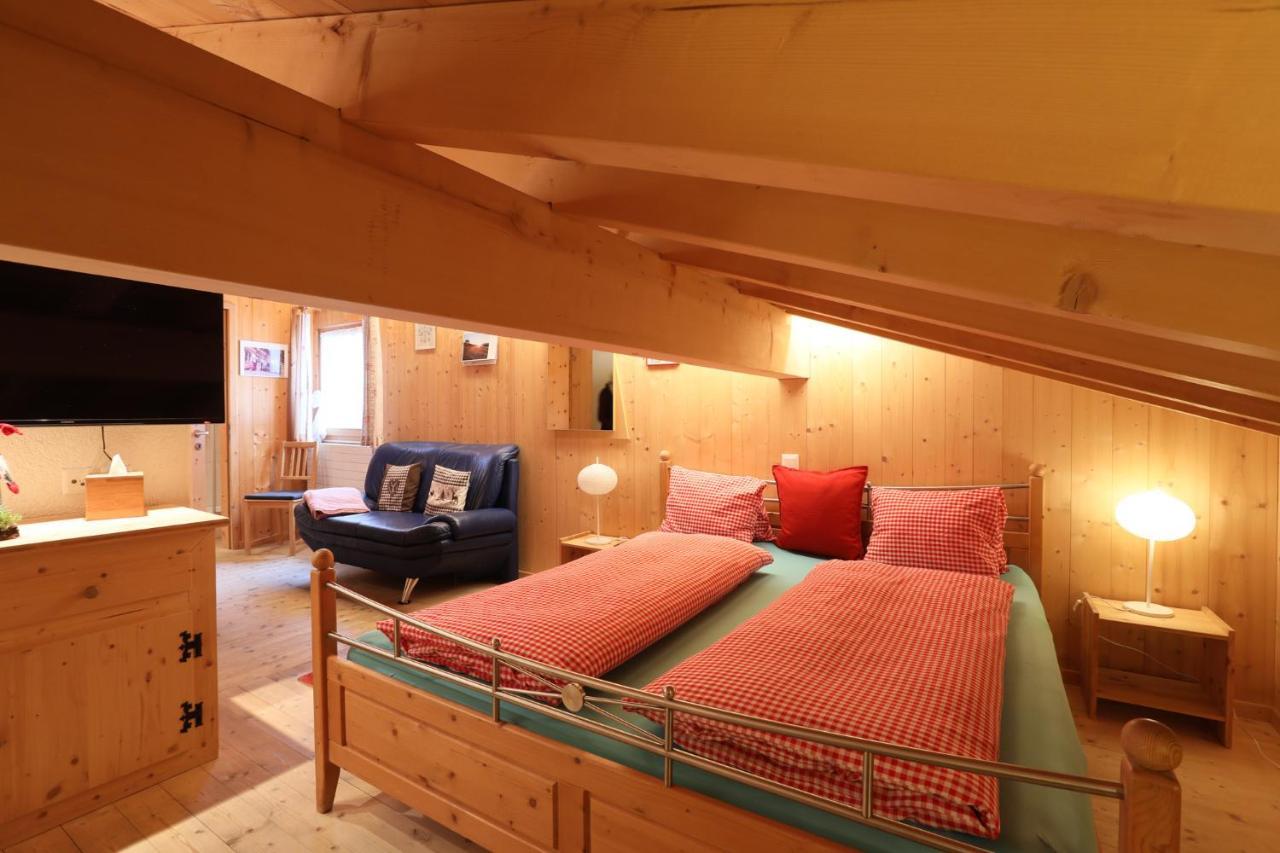 B&B Stiffler-Huus Davos Exterior photo
