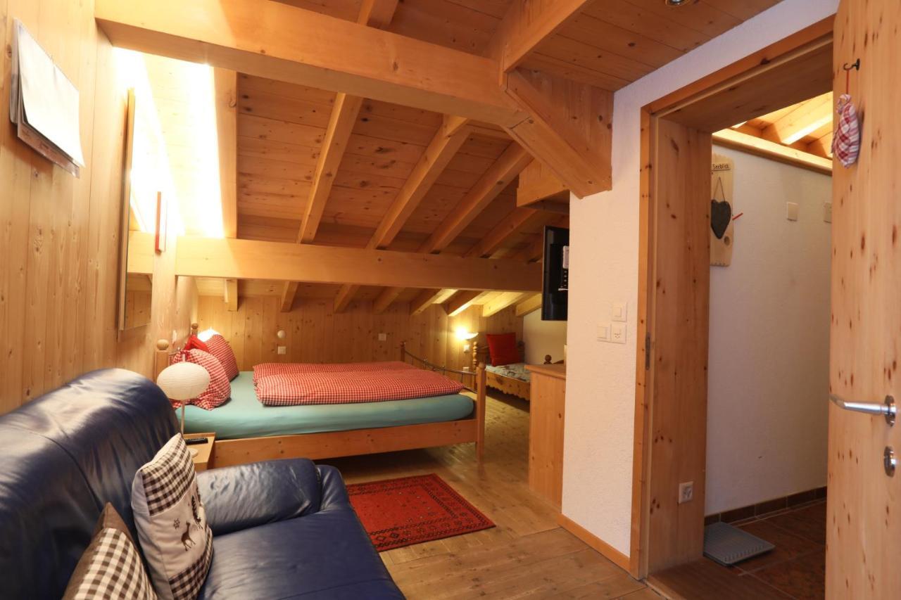 B&B Stiffler-Huus Davos Exterior photo