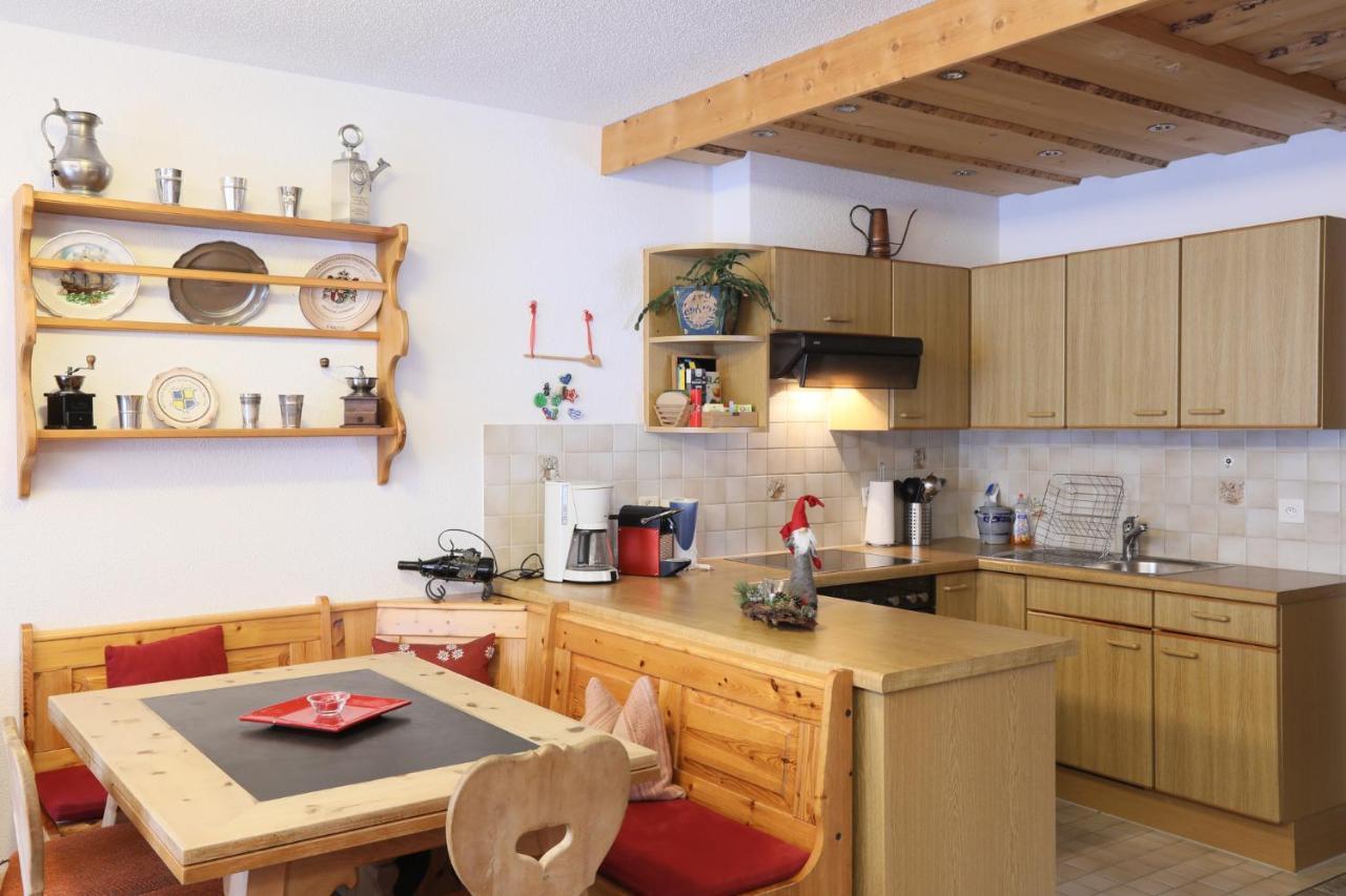 B&B Stiffler-Huus Davos Exterior photo
