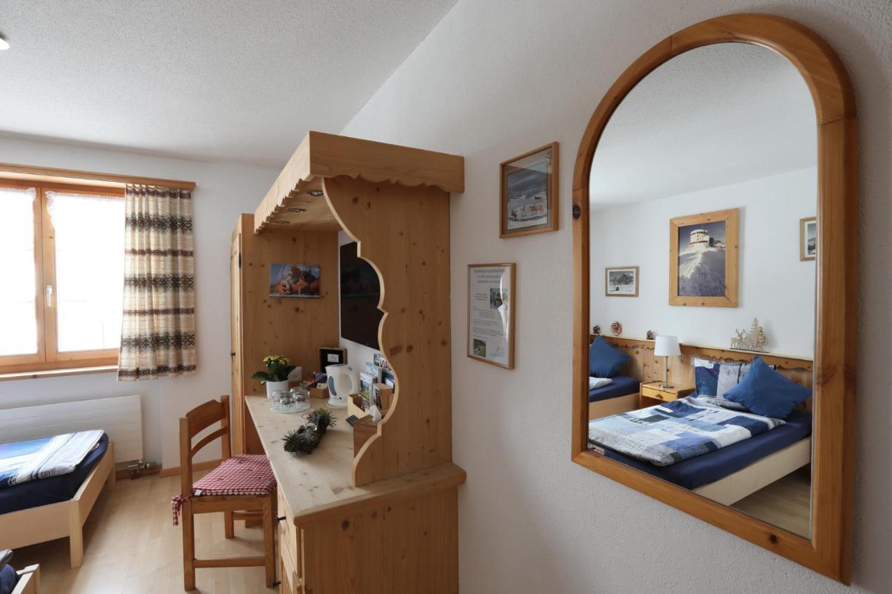 B&B Stiffler-Huus Davos Exterior photo