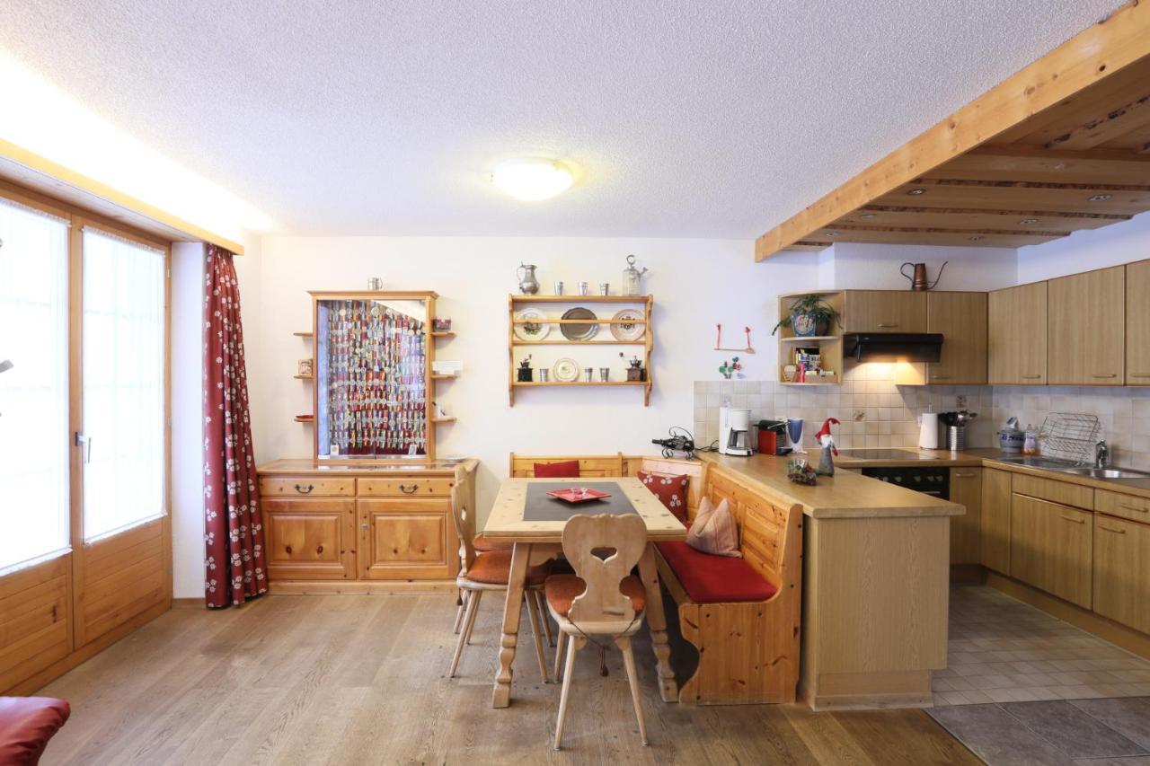 B&B Stiffler-Huus Davos Exterior photo