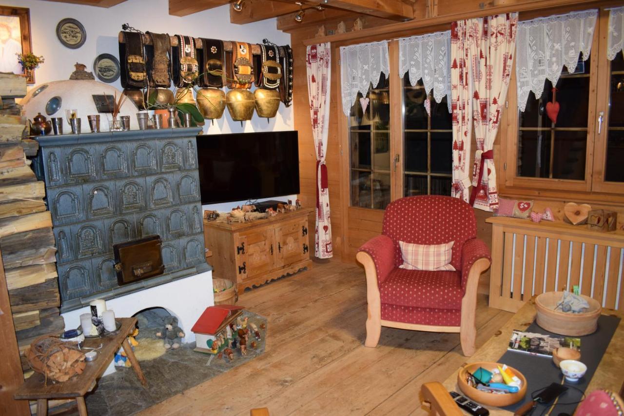 B&B Stiffler-Huus Davos Exterior photo